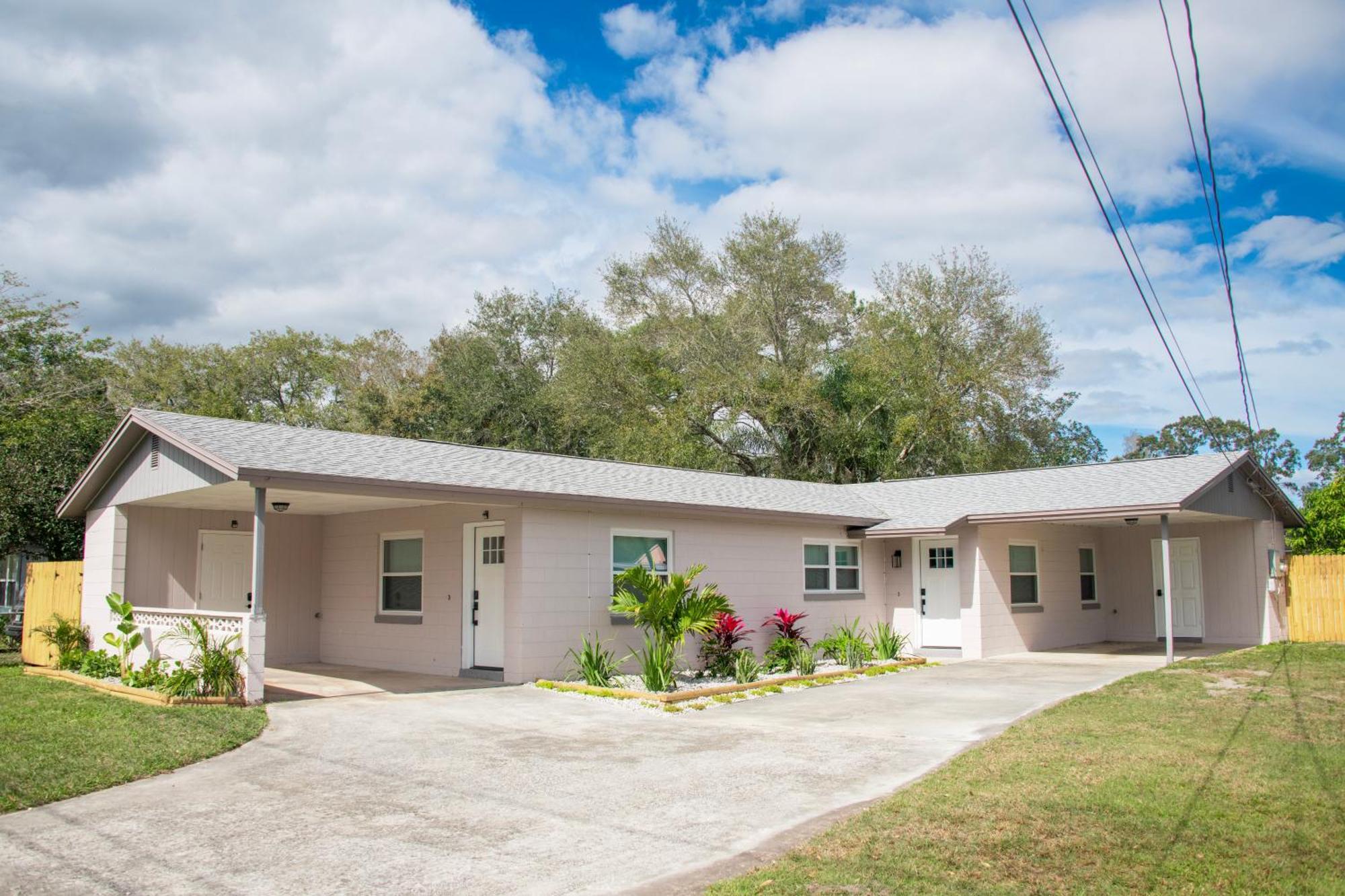 Buchanon Bungalows Орландо Экстерьер фото